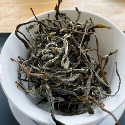 易武核心产区正宗普洱茶生茶 蟒蛇箐 古树春茶 匠心炒制 批发零售图5