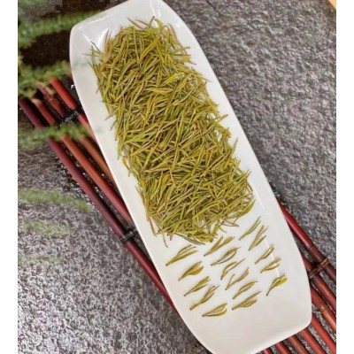 龚府早春新茶头采明前黄金芽散装高山白茶批发手工耐泡高香绿茶图3