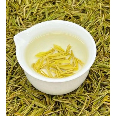 龚府早春绿茶头采散装明前高山白茶黄金芽茶叶批发手工新茶耐泡图4
