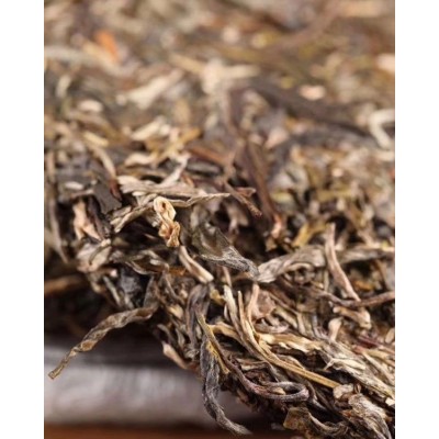 龚府高山头春冰岛生普大师制作普洱茶饼茶叶店货源进货渠道批发图4