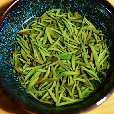 新茶叶明前高山云雾 炒青春茶 日照充足 浓香散装茶怡品图4