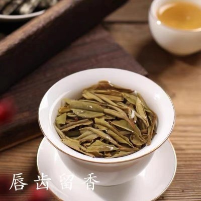 福鼎高山白茶饼散茶花香毫香白牡丹王茶叶小方片饼干茶批发500g图3